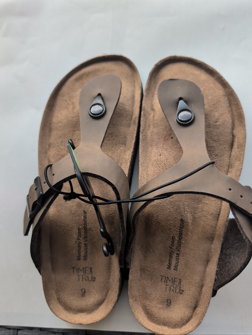 Time and Tru Brown Women's Toe-Post Sandals
